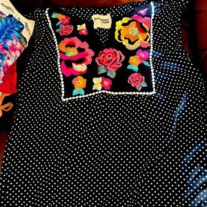 Boutique Polk a dot Savana james small with floral on the chest
